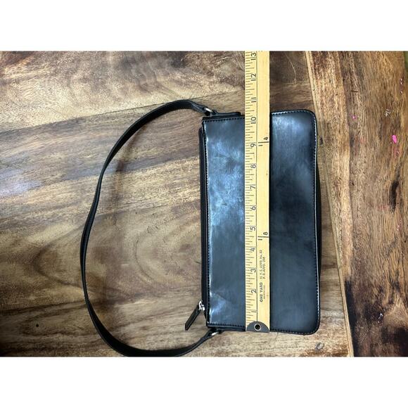 Esprit Women's Black Patent Leather Shoulder Bag Y2K 90s 2000s purse - Picture 7 of 7